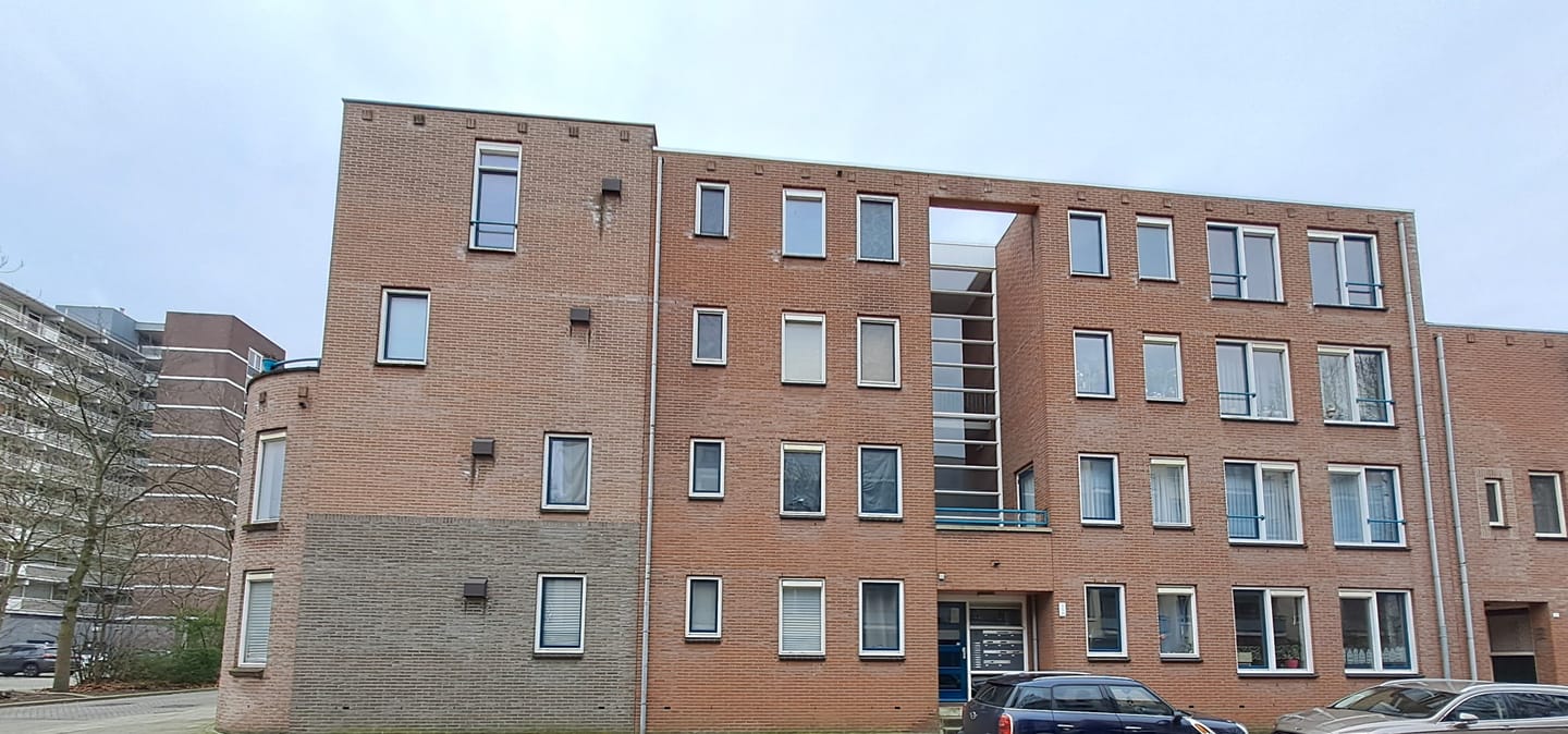 Foto 59 van Burgemeester Honnerlage Gretelaan 19