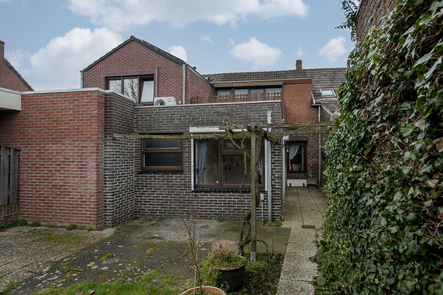 Foto 34 van Paul Guillaumestraat 23