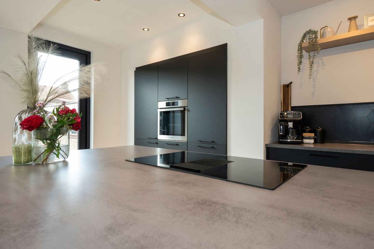 Foto 10 van Gouverneur Houbenstraat 20