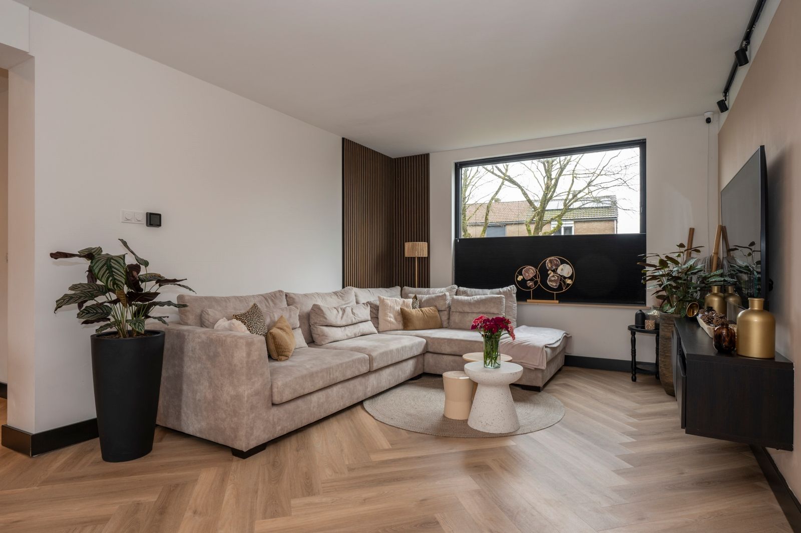 Foto 15 van Gouverneur Houbenstraat 20