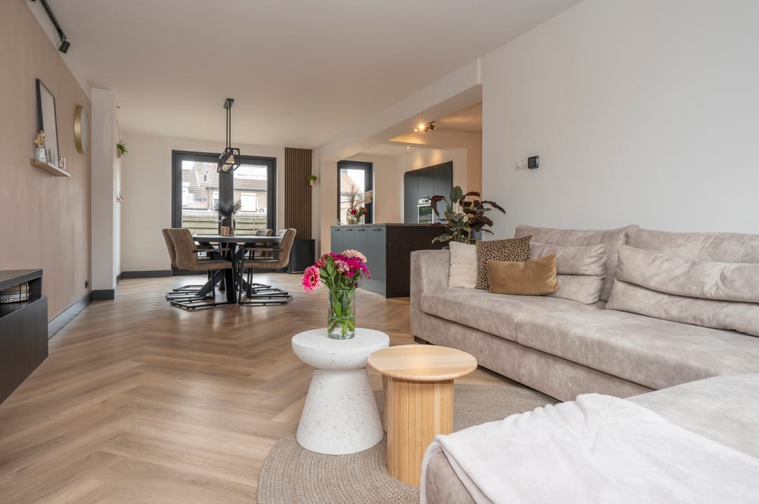 Foto 17 van Gouverneur Houbenstraat 20