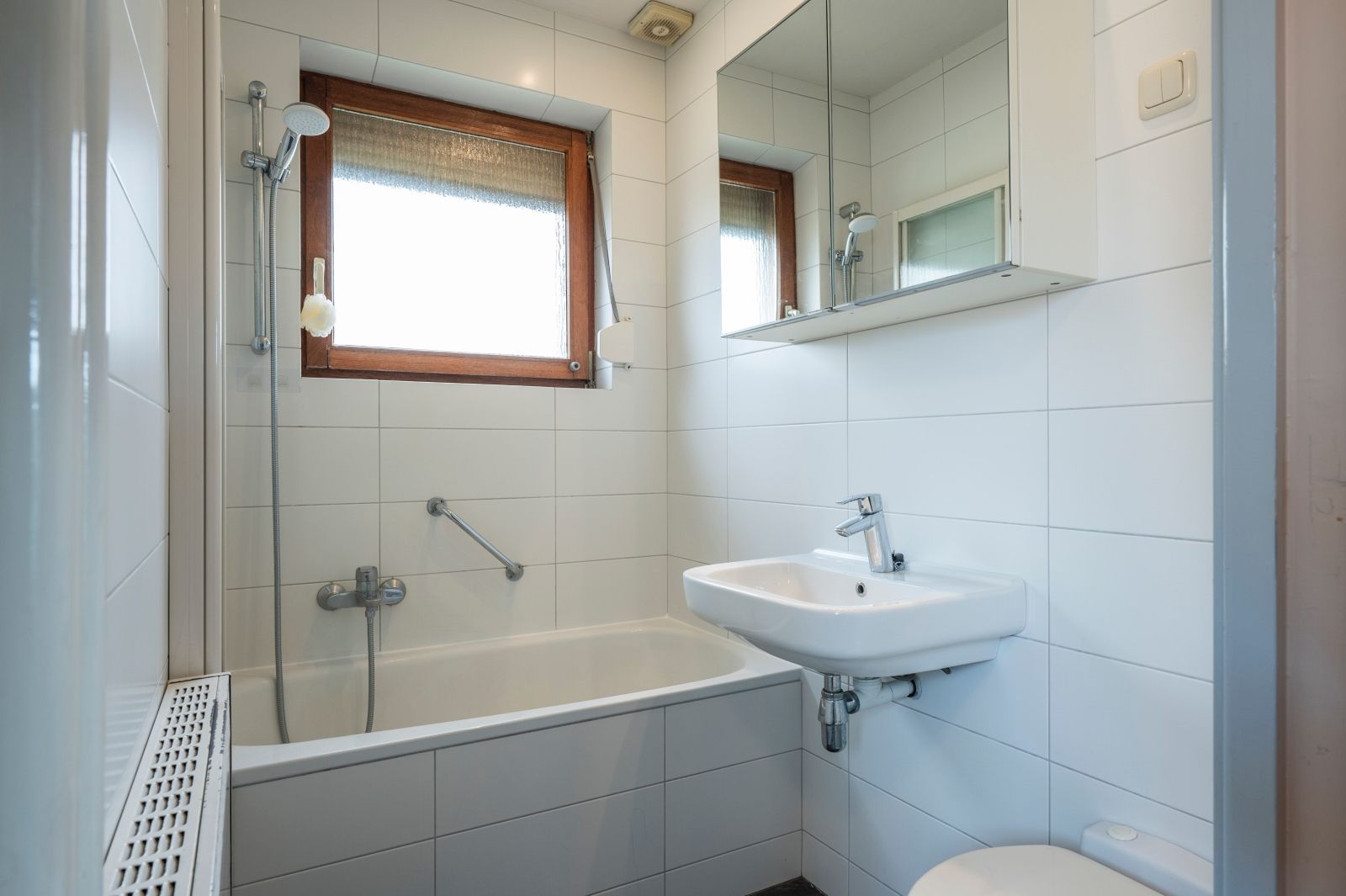 Foto 24 van Gouverneur Houbenstraat 20