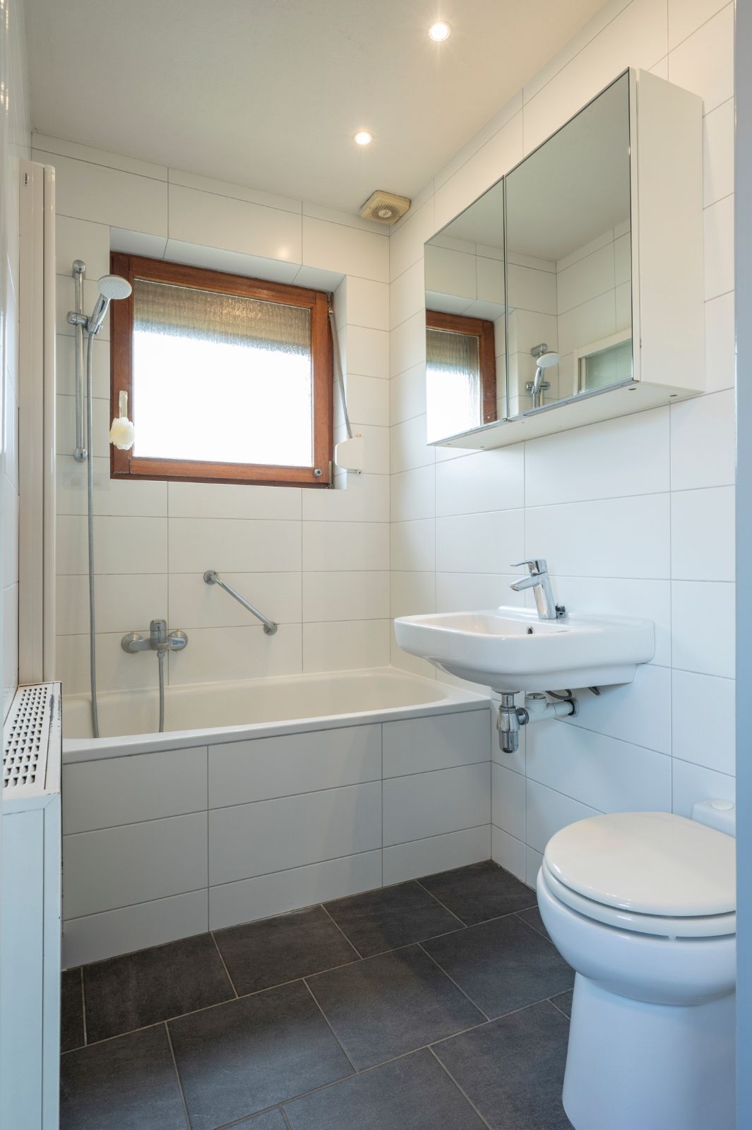 Foto 25 van Gouverneur Houbenstraat 20