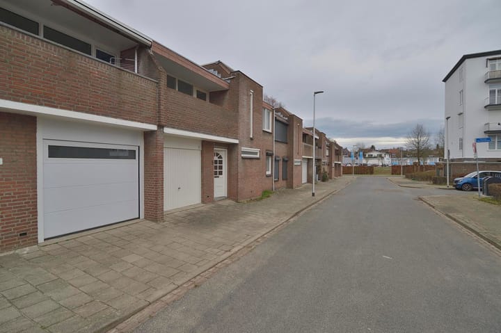 Foto 2 van Juliana van Stolbergstraat 5