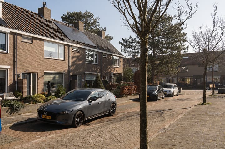 Foto 4 van Dr. A.E. Remouchampsstraat 6