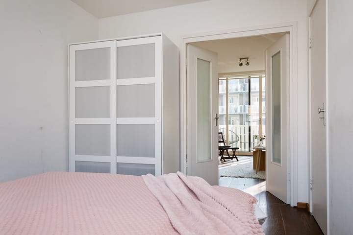 Foto 12 van Akbarstraat 14-B