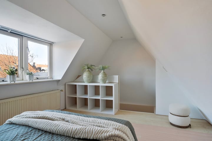 Foto 26 van Van Hoornstraat 1