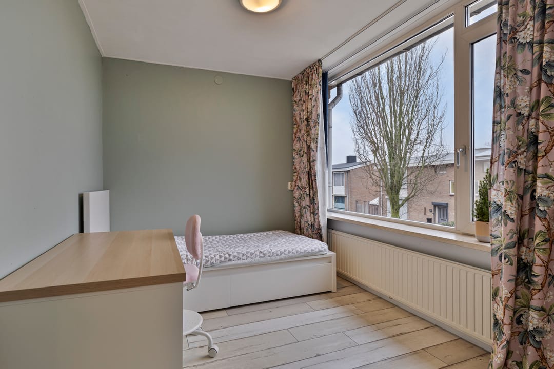 Foto 23 van Teugenaarsstraat 105