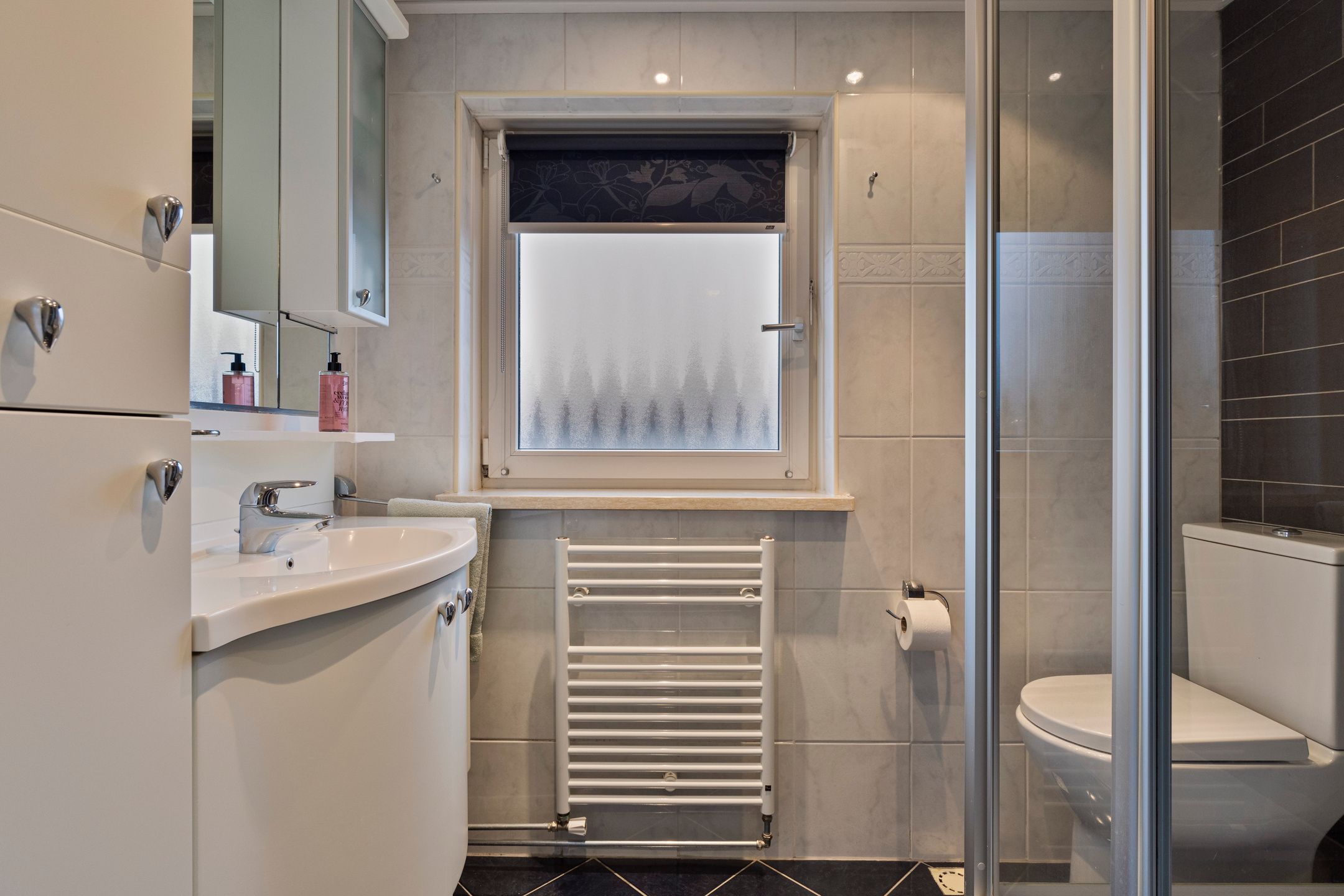 Foto 24 van Teugenaarsstraat 105