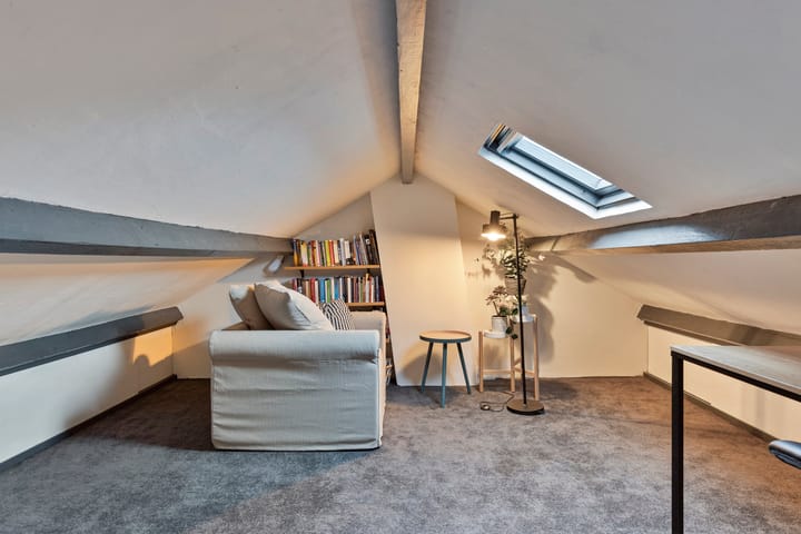 Foto 26 van Teugenaarsstraat 105