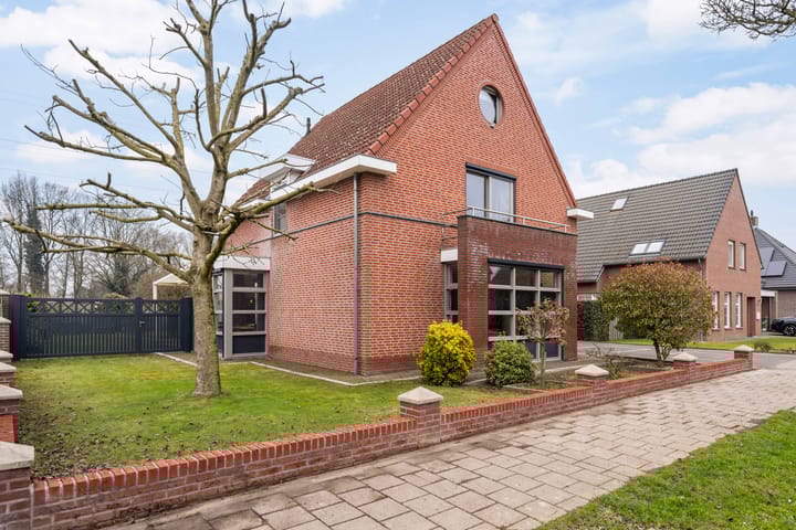 Foto 6 van Pinksterbloemstraat 16