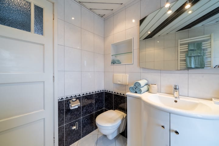 Photo 35 of Zuiddijk 232