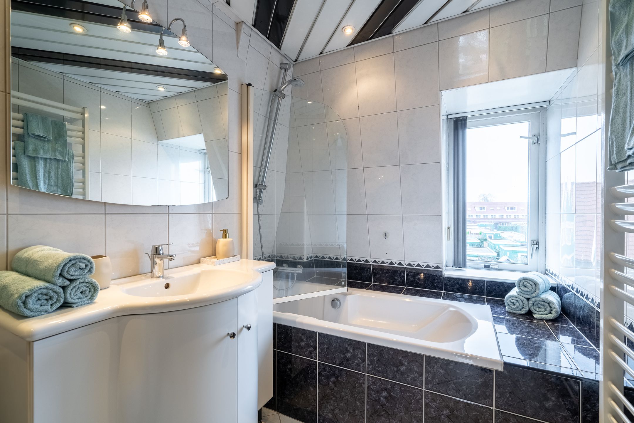 Photo 36 of Zuiddijk 232