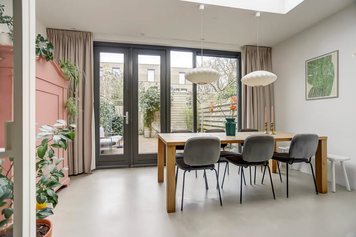 Photo 9 of Faradaystraat 13