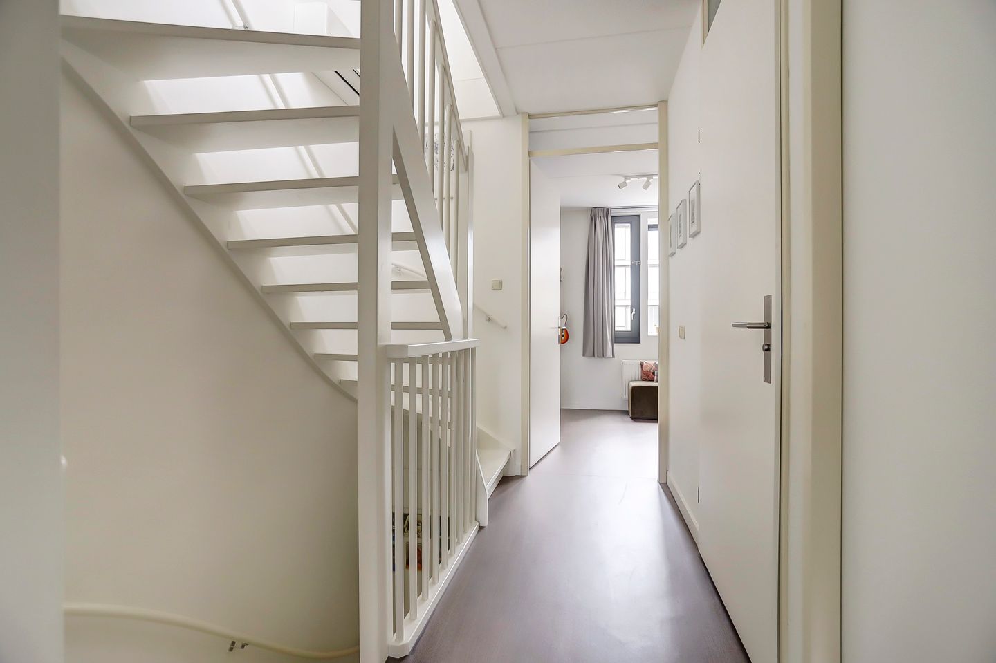 Foto 20 van Faradaystraat 13