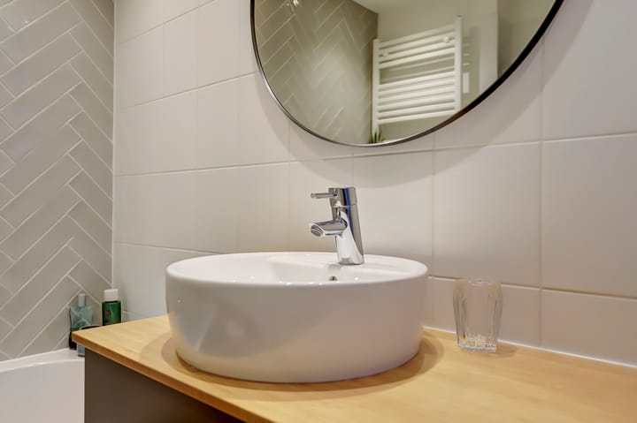 Photo 37 of Faradaystraat 13