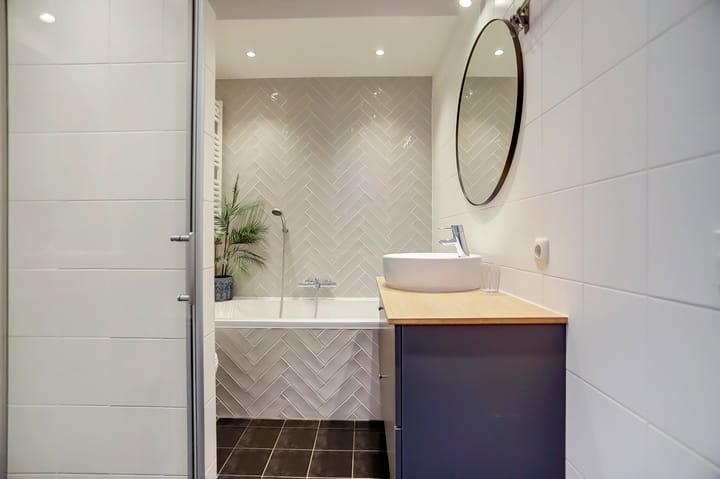 Photo 36 of Faradaystraat 13