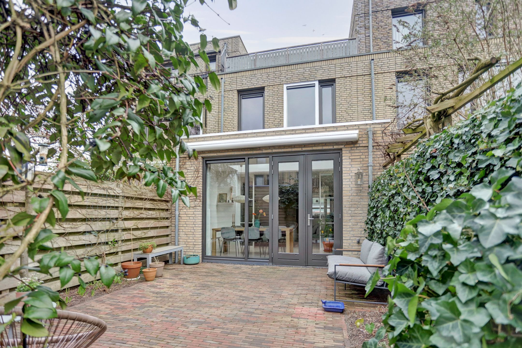 Foto 48 van Faradaystraat 13