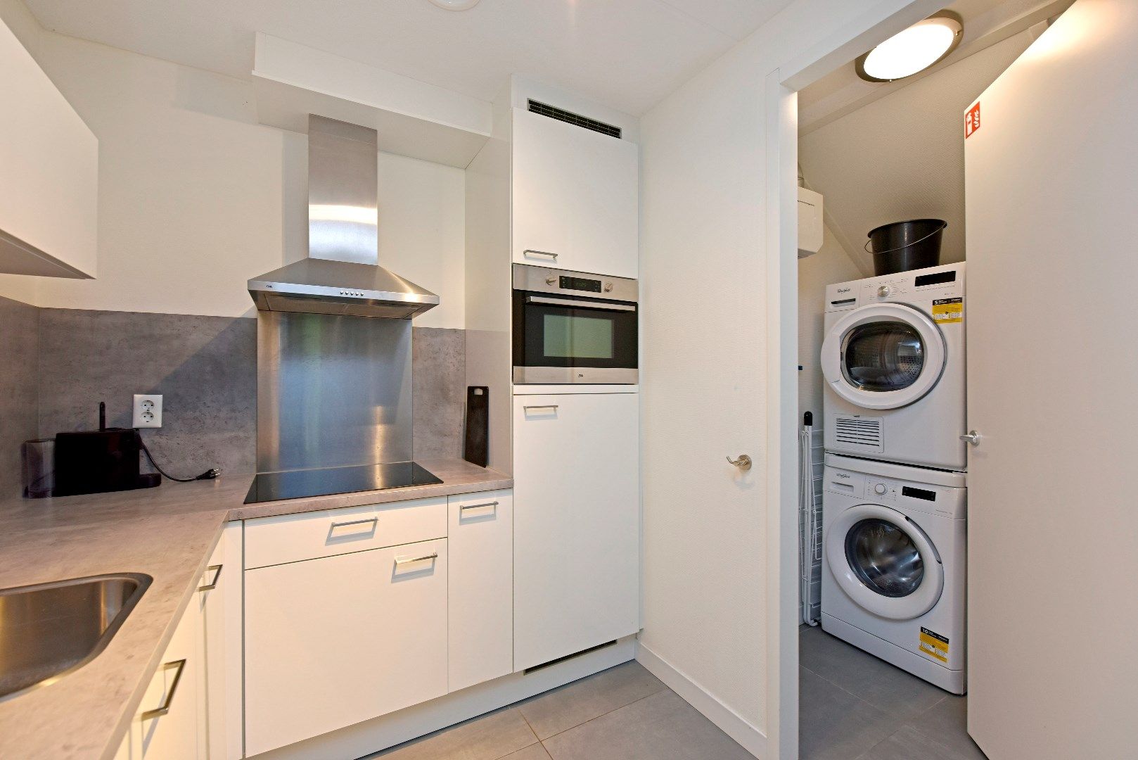 Foto 18 van Zeedijk 24-264