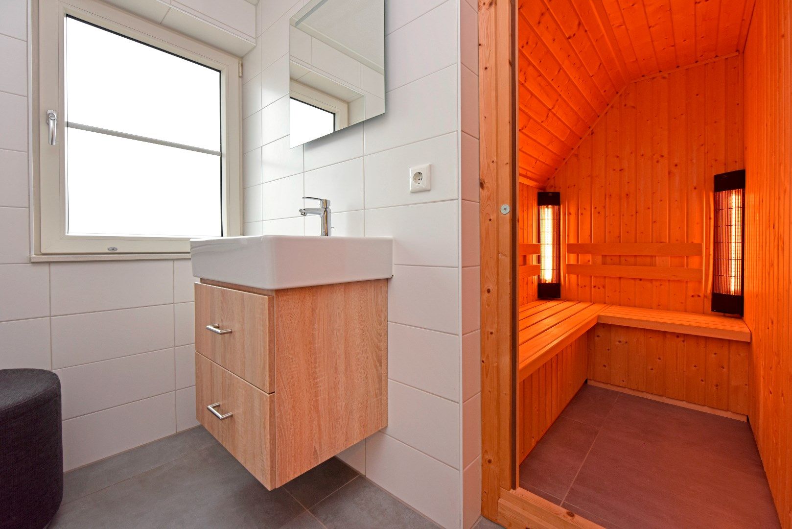 Foto 24 van Zeedijk 24-264