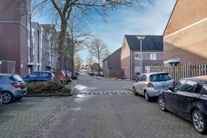 Foto 37 van Harry Meijerstraat 9