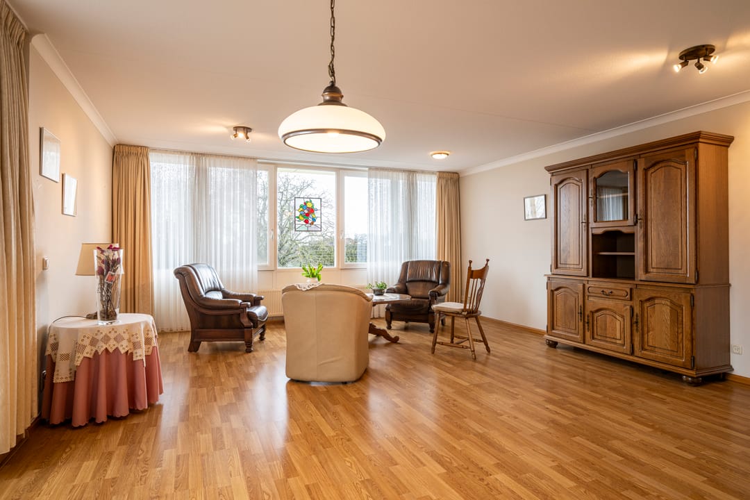 Foto 2 van Molenweg 72-A