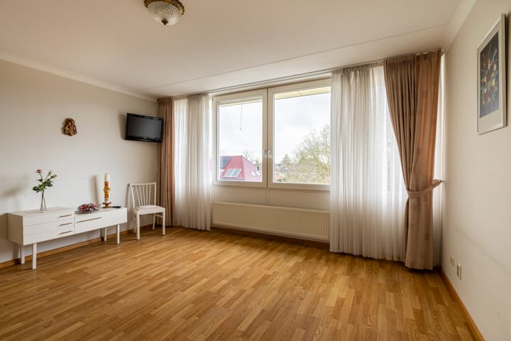 Foto 9 van Molenweg 72-A