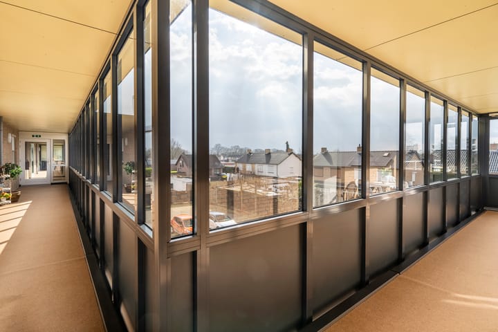 Foto 16 van Molenweg 72-A