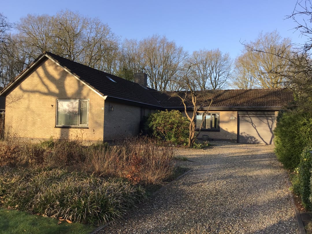 Foto 1 van Esveen 25