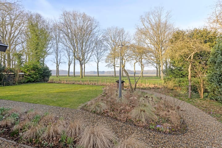 Foto 34 van Esveen 25