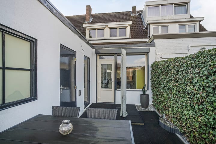 Foto 33 van Leeuwerikstraat 4