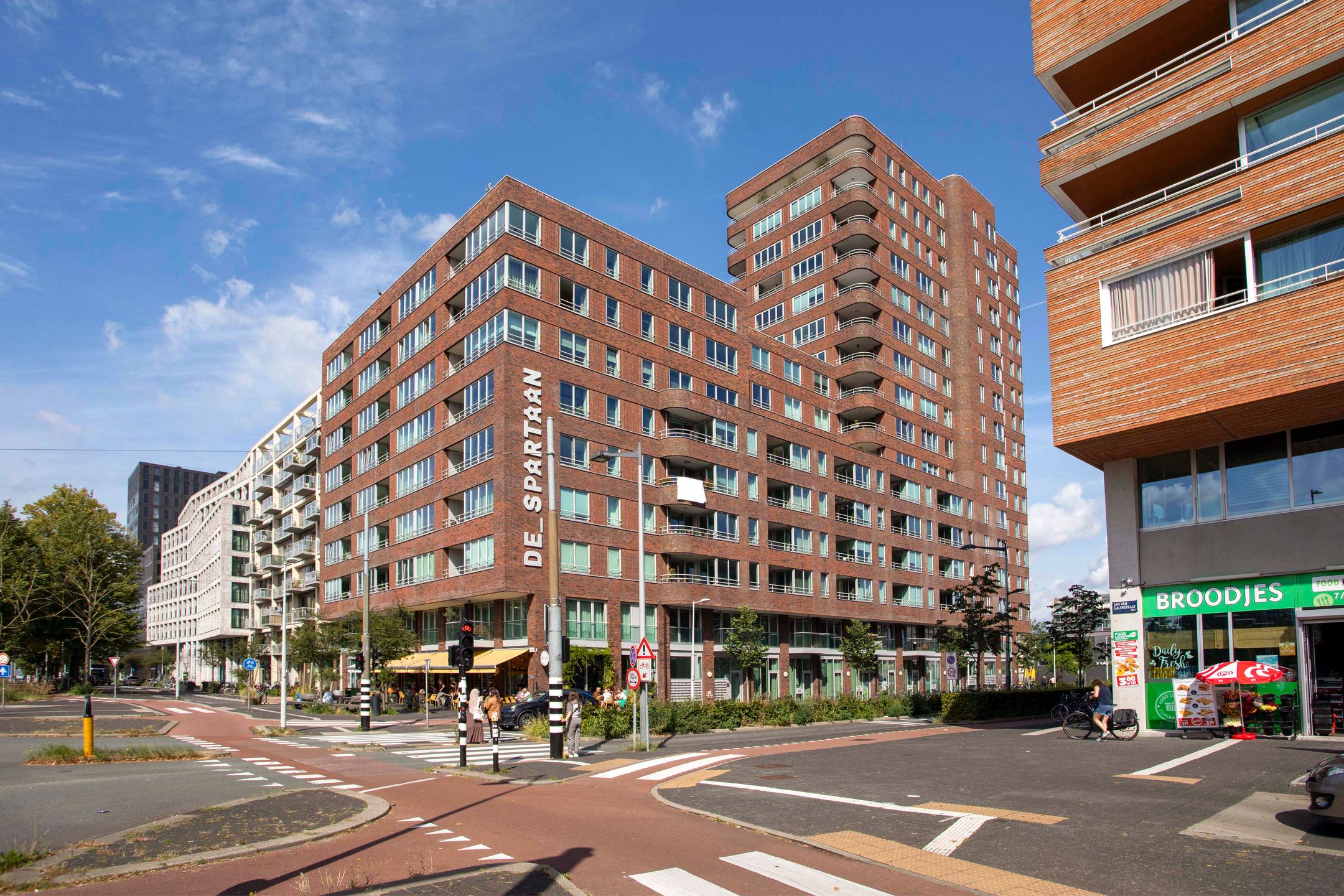 Foto 24 van Rinus Michelslaan 23