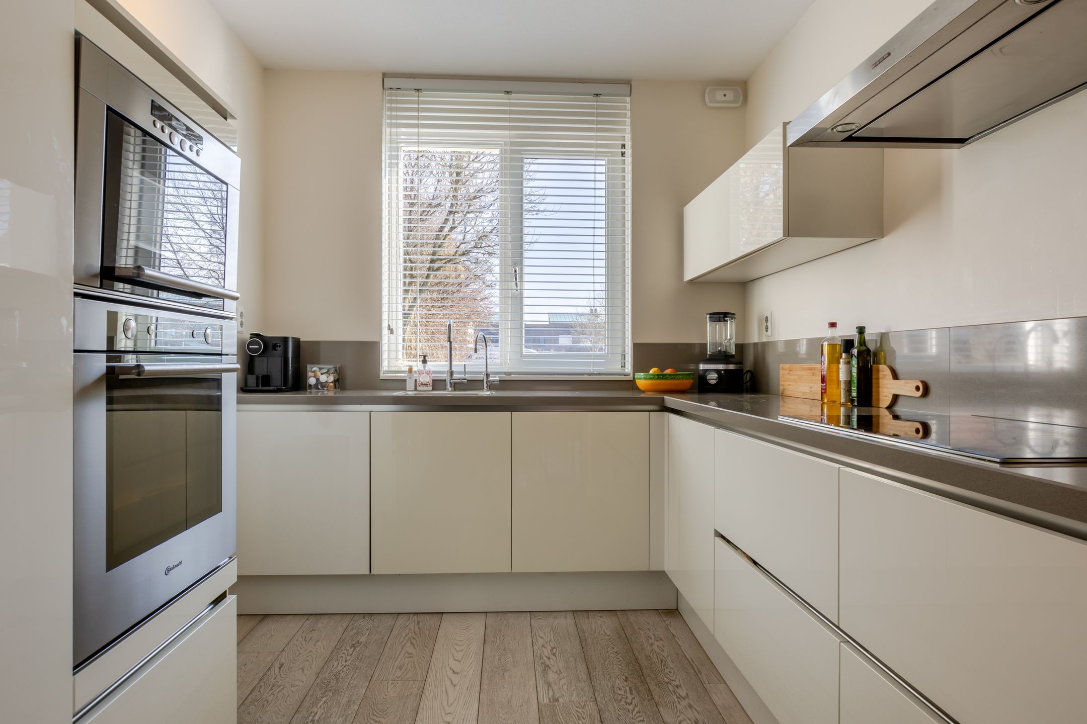 Foto 15 van Waterviolier 1-B