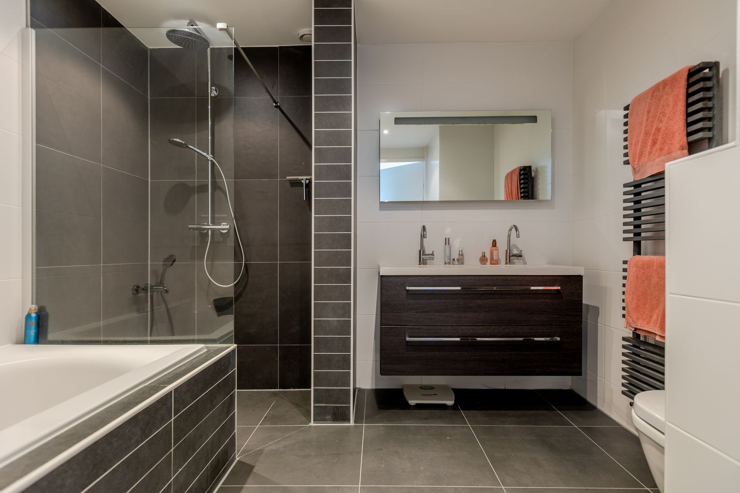 Foto 25 van Waterviolier 1-B