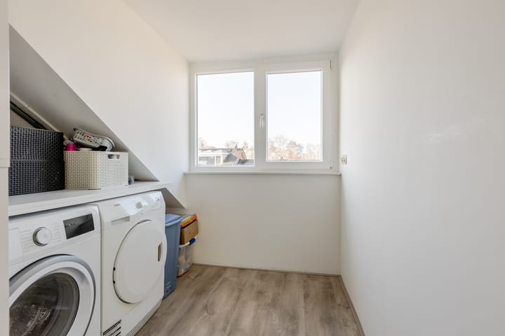 Foto 37 van Waterviolier 1-B