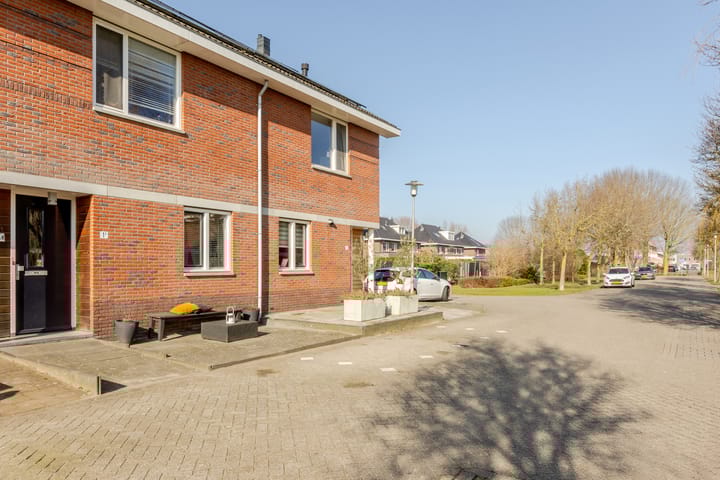 Foto 46 van Waterviolier 1-B