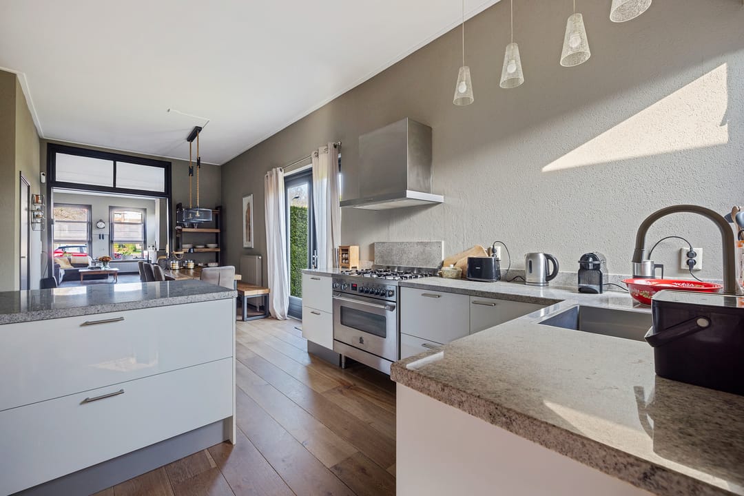 Photo 13 of Nieuwburen 84