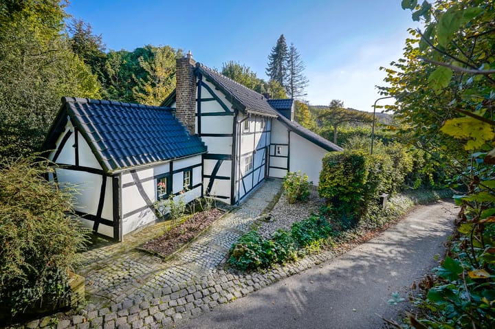 Photo 2 of Groenenweg 2