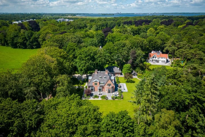 Photo 4 of Flevolaan 3