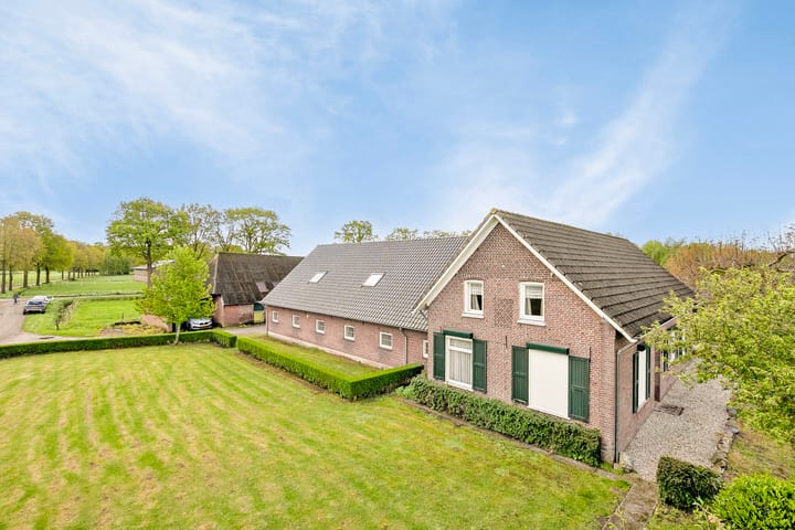 Photo 5 of Driehoek 11