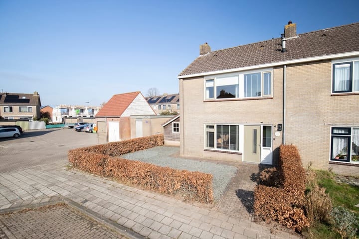 Foto 6 van Van Ommenstraat 19