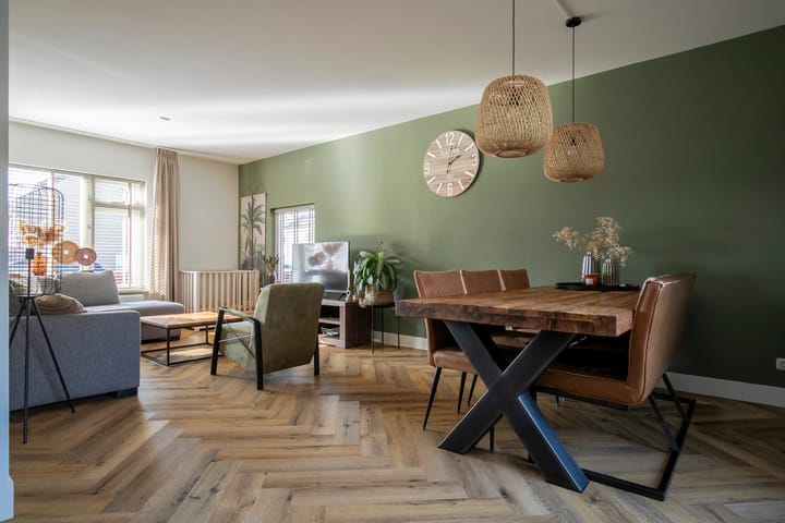 Foto 14 van Van Ommenstraat 19