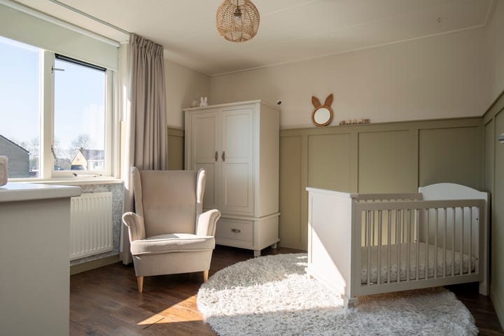 Foto 33 van Van Ommenstraat 19