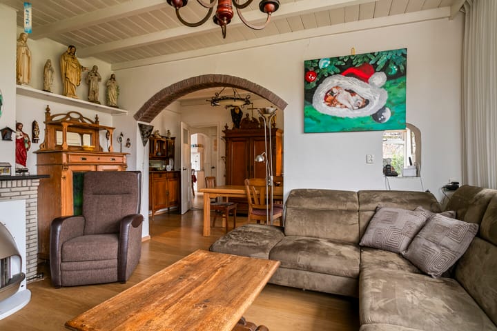 Photo 9 of Dorpstraat 13