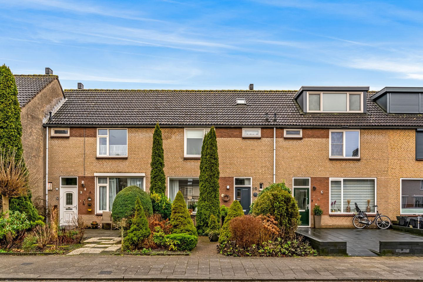 Foto 1 van Dokter Hiemstralaan 95