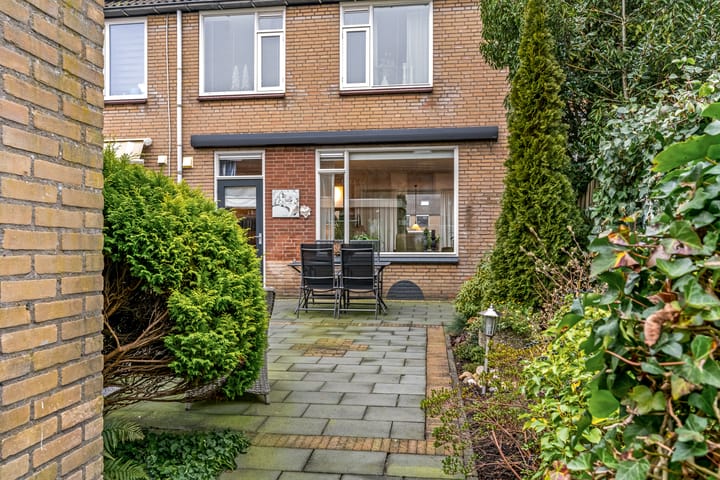 Foto 13 van Dokter Hiemstralaan 95