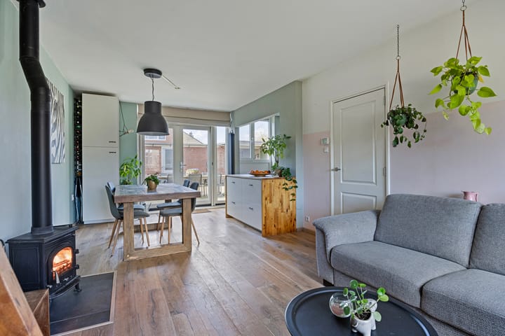 Foto 2 van van Wassenaarstraat 32