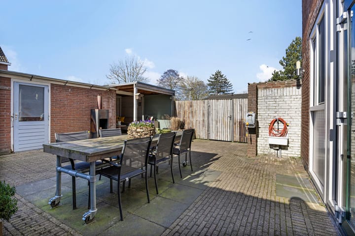 Foto 30 van van Wassenaarstraat 32