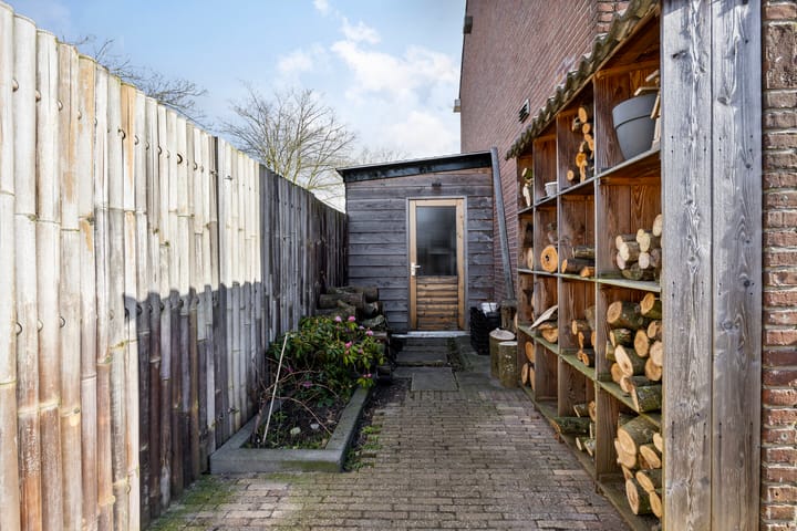 Foto 33 van van Wassenaarstraat 32