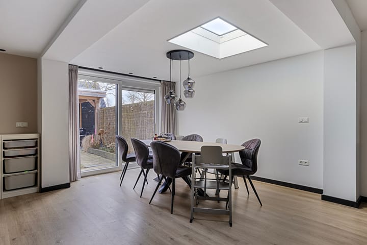 Foto 13 van Klaproos 4